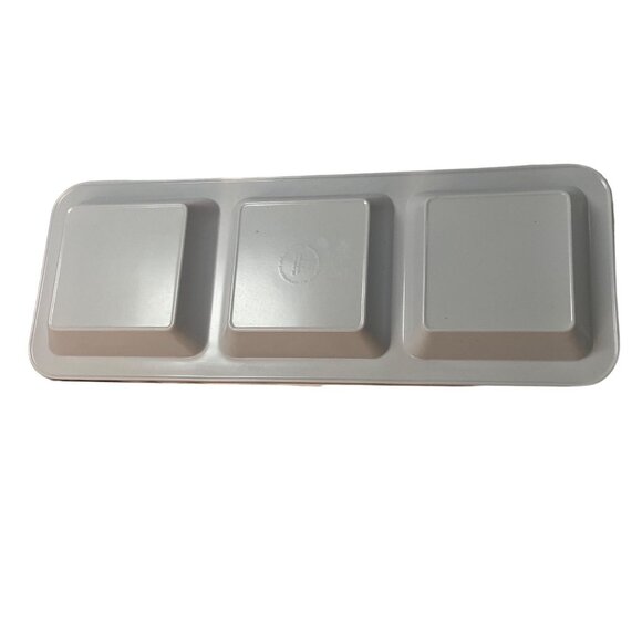 Red & White Melamine Christmas Plate & Divided Tray Set With Snowflakes & Trees - Picture 5 of 9